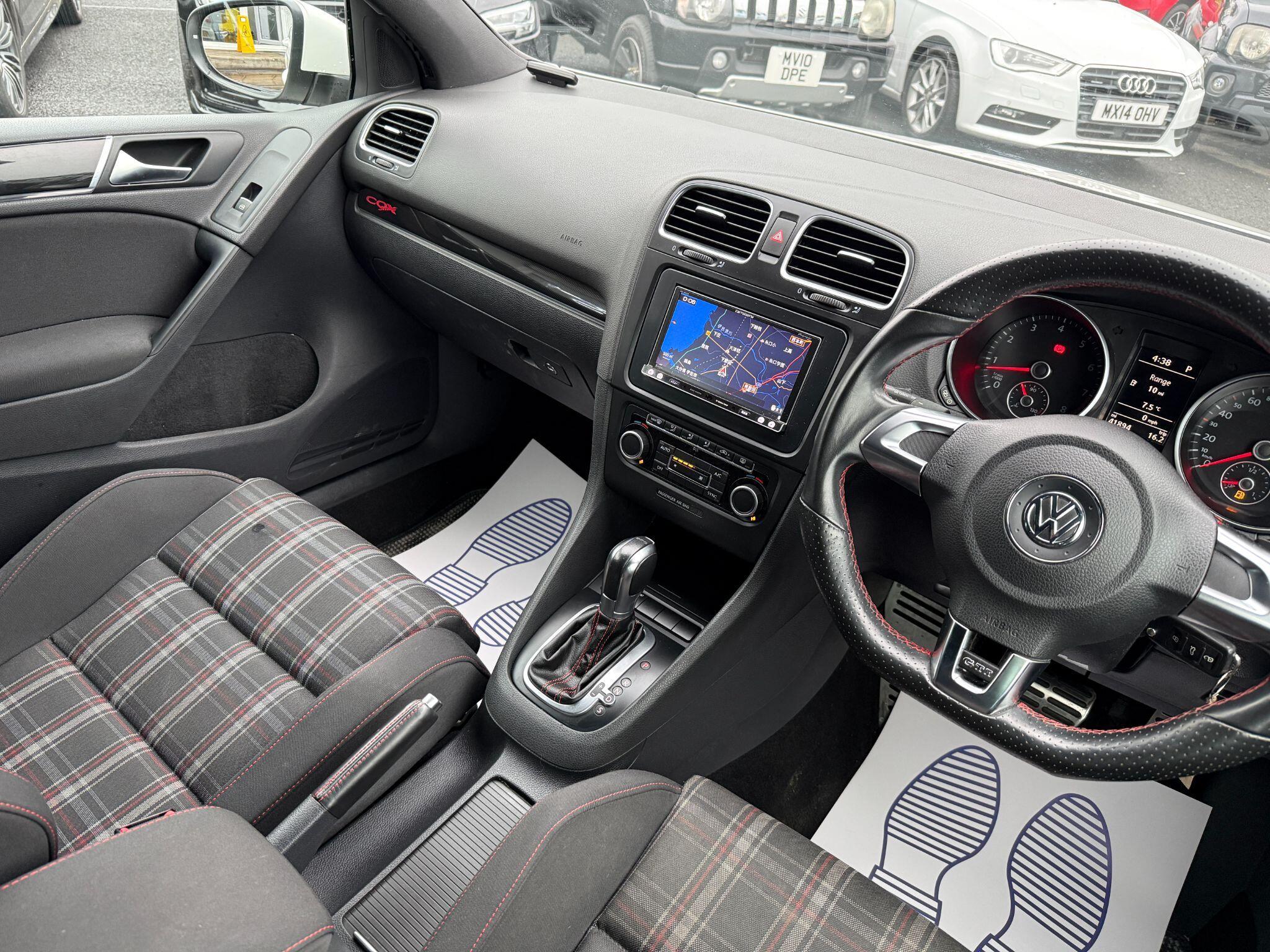 Volkswagen Golf - Image 47