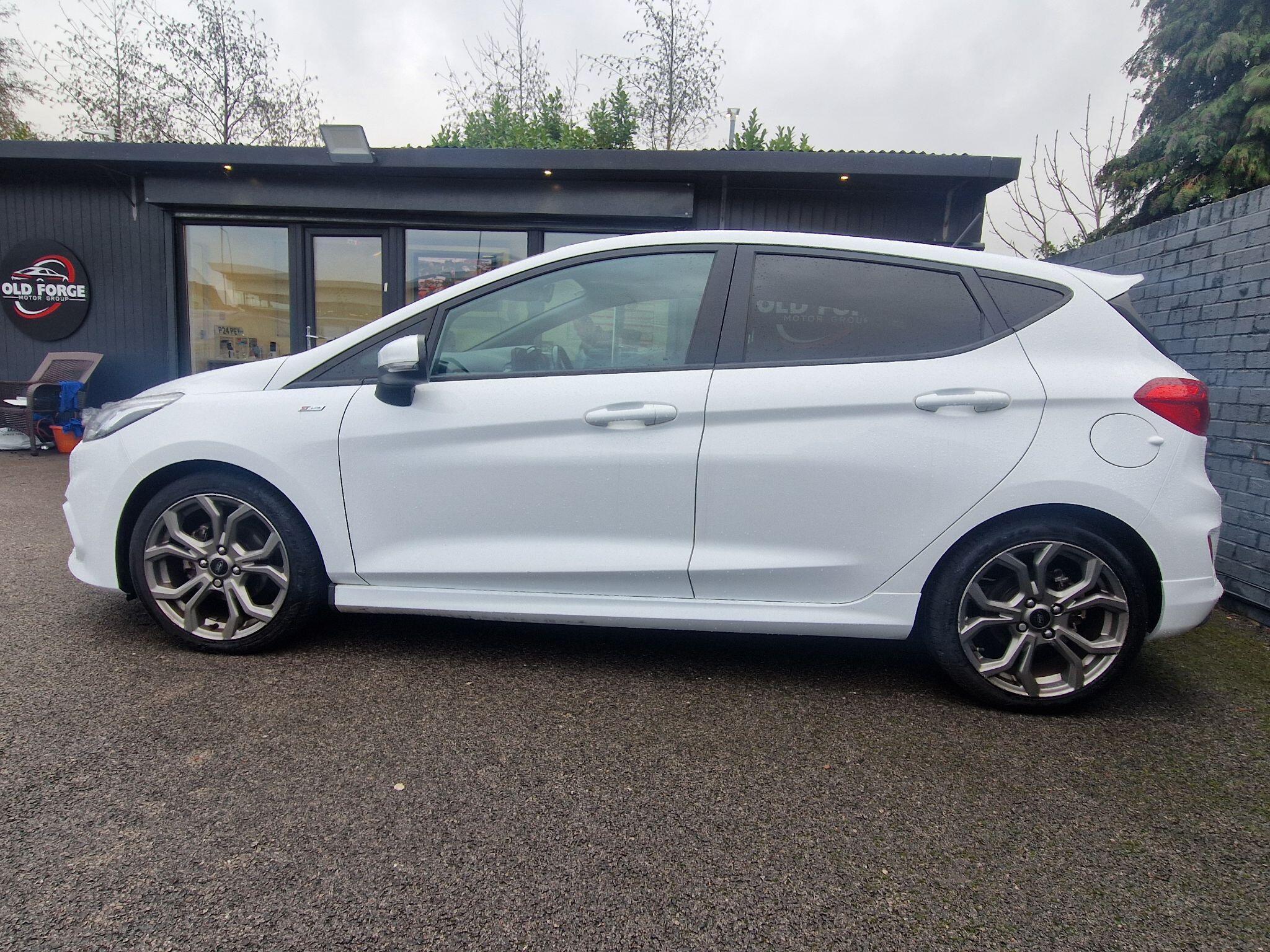 Ford Fiesta - Image 6