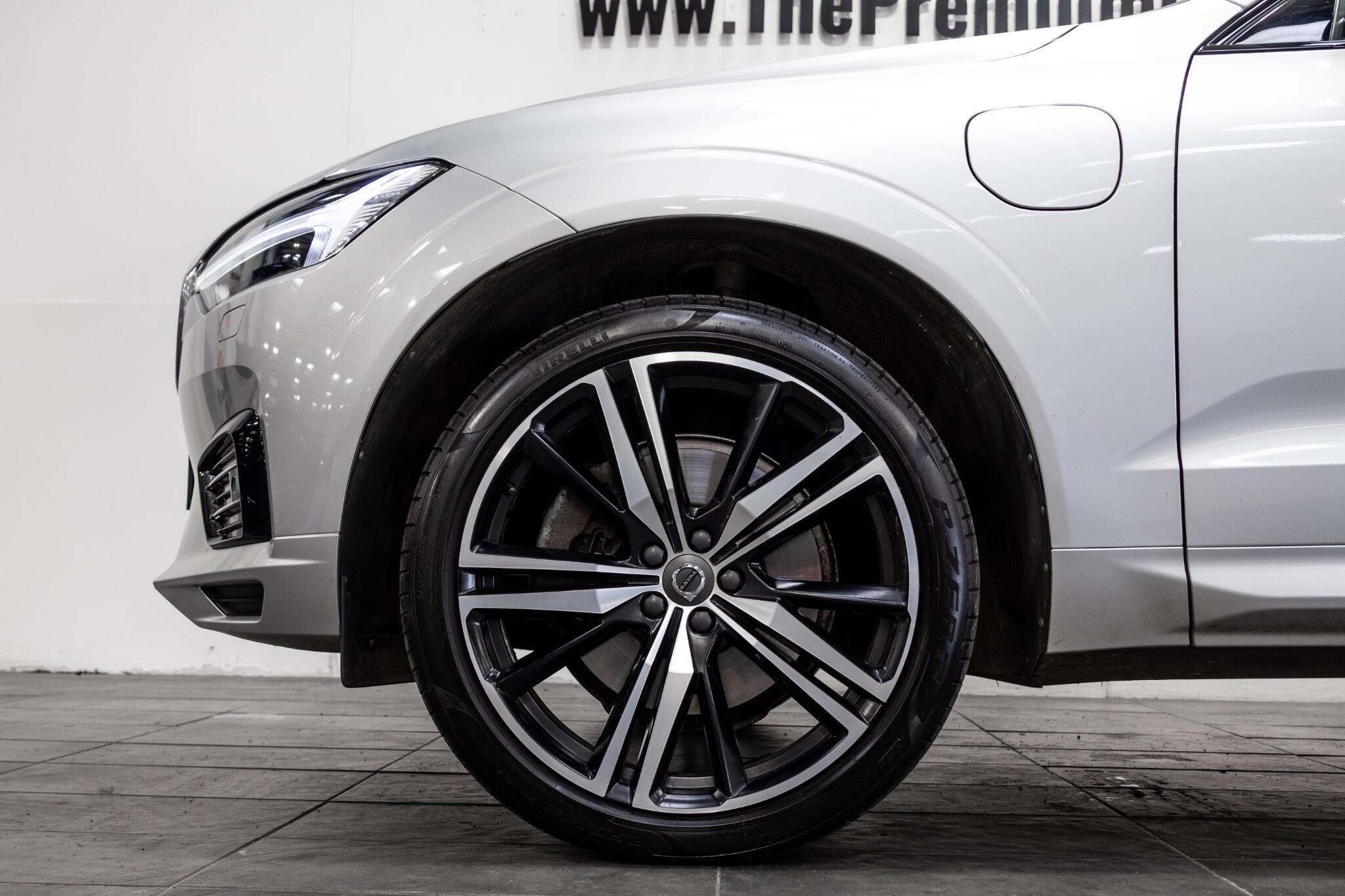 Volvo XC60 - Image 8