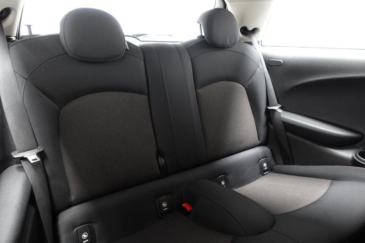 MINI Hatch - Image 18