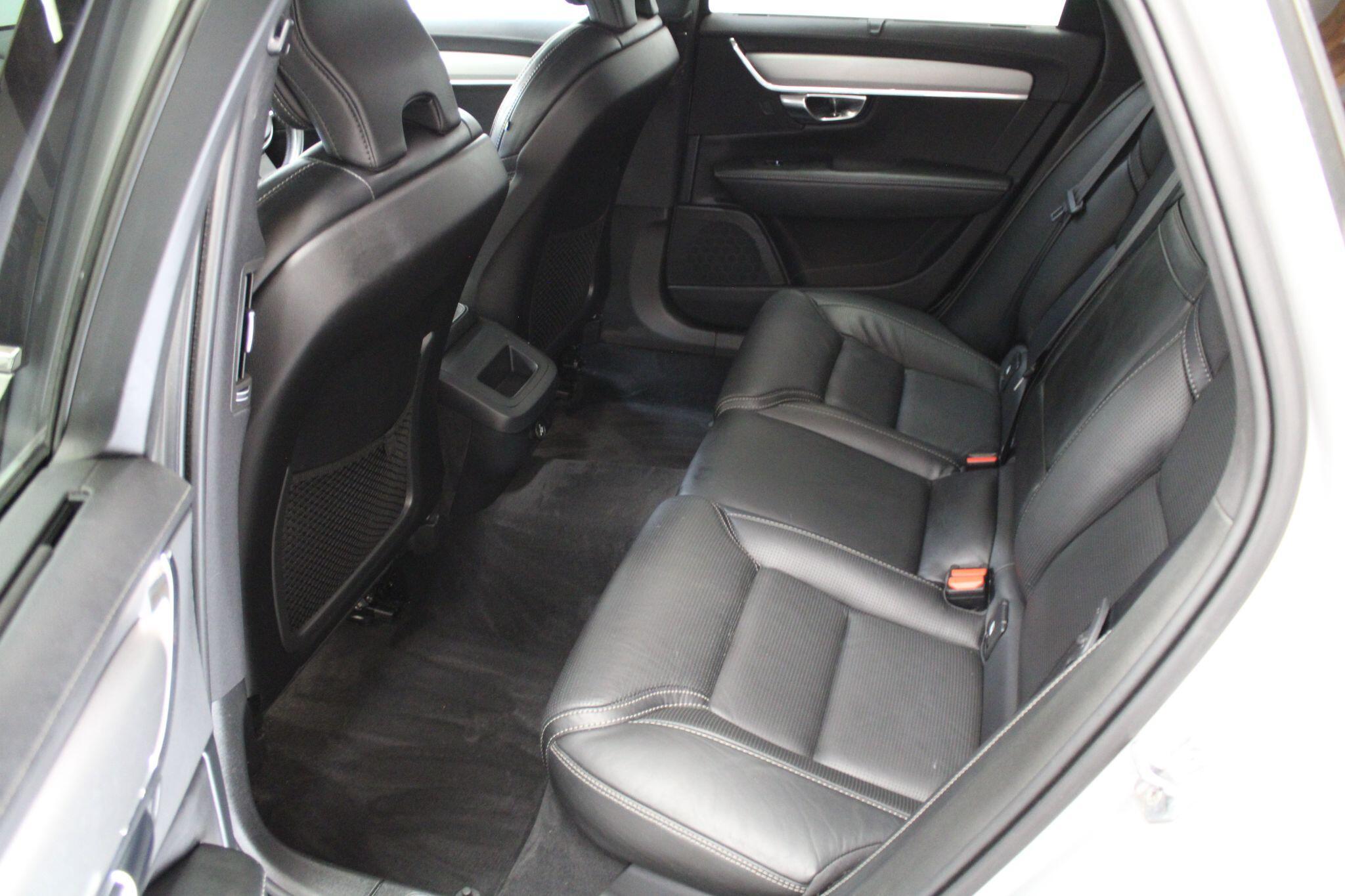 Volvo V90 - Image 45