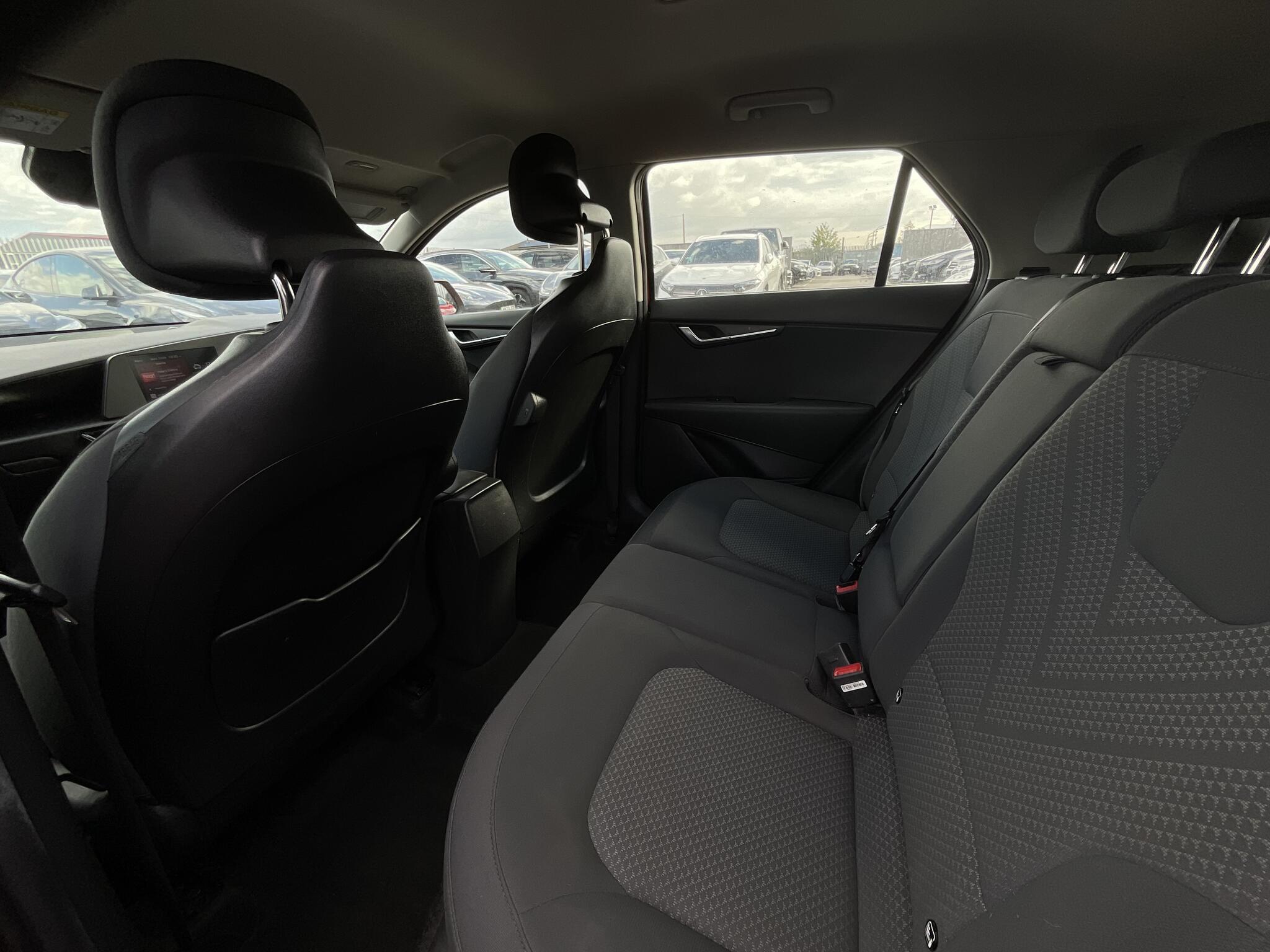 Kia Niro - Image 8