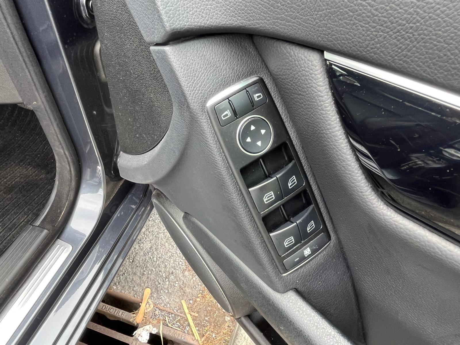 Mercedes C Class - Image 16