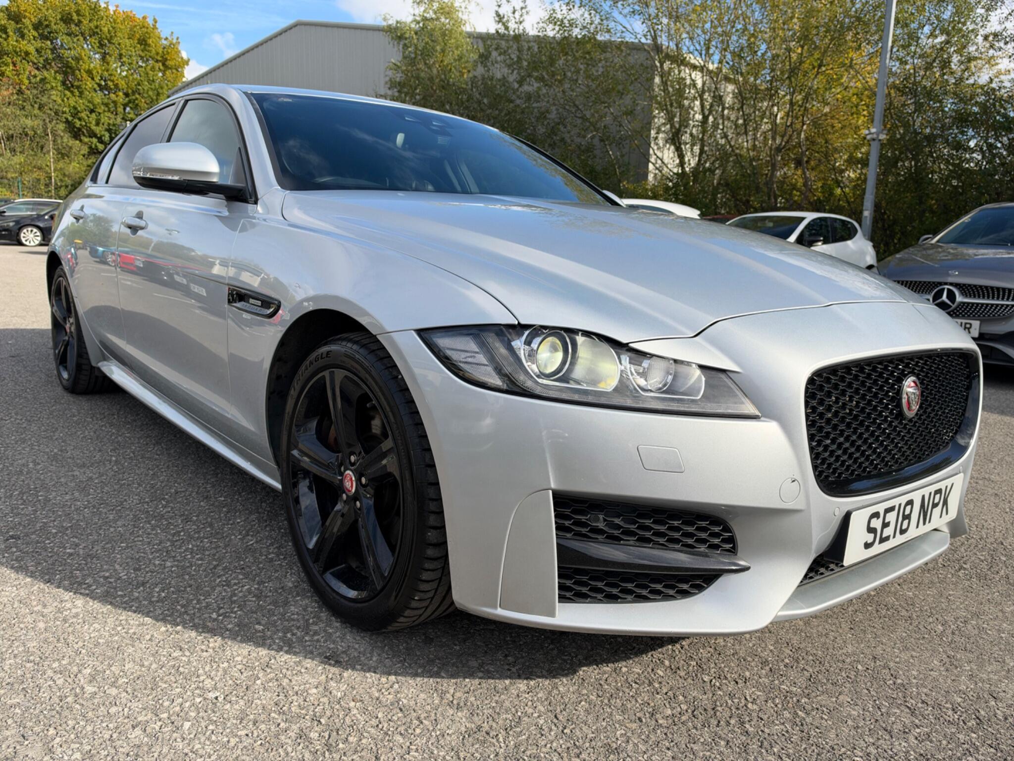 Jaguar XF - Image 15