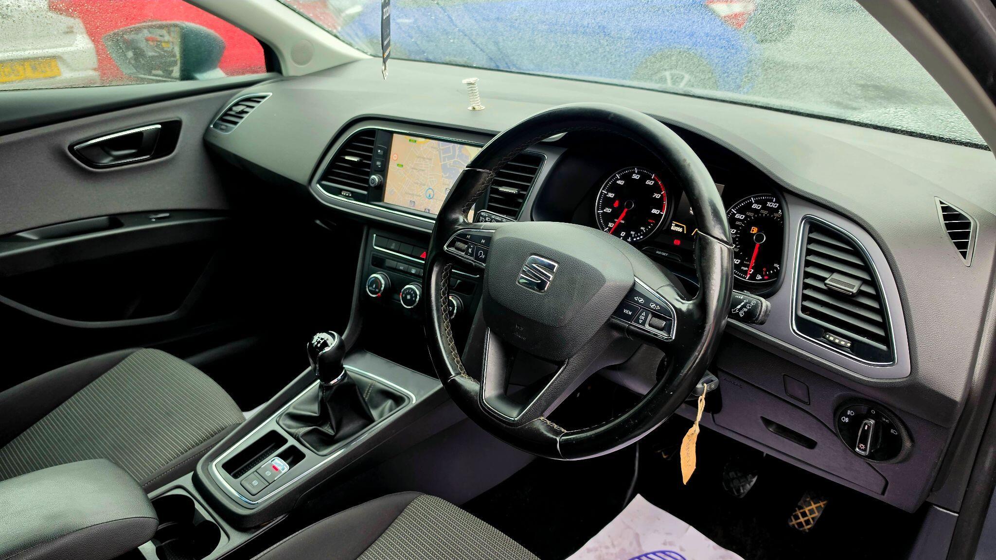 SEAT Leon - Image 11