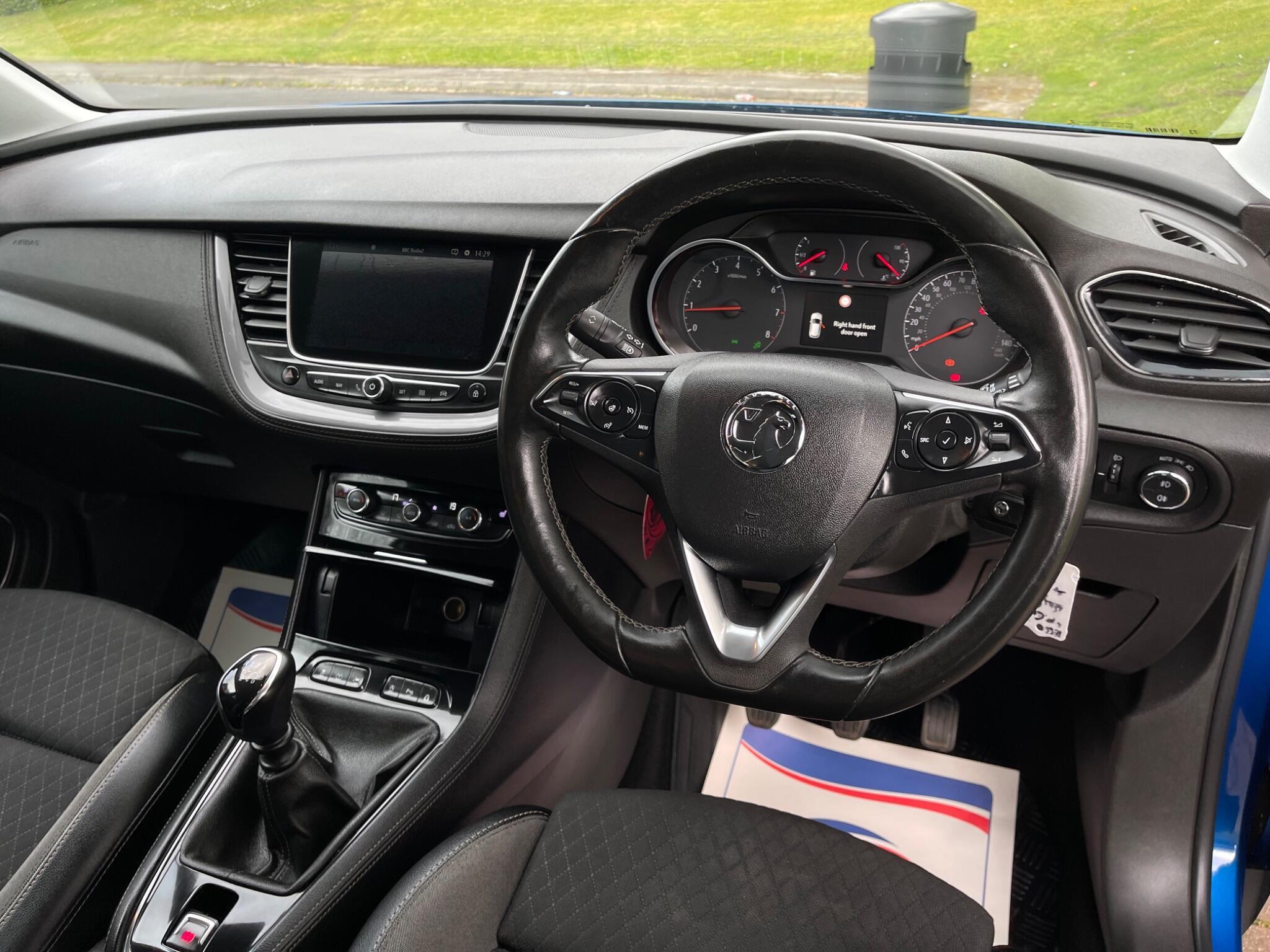 Vauxhall Grandland X - Image 36
