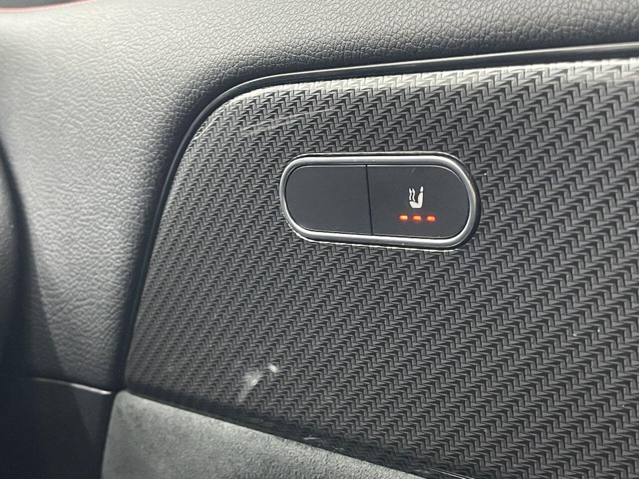 Mercedes-benz GLA - Image 29