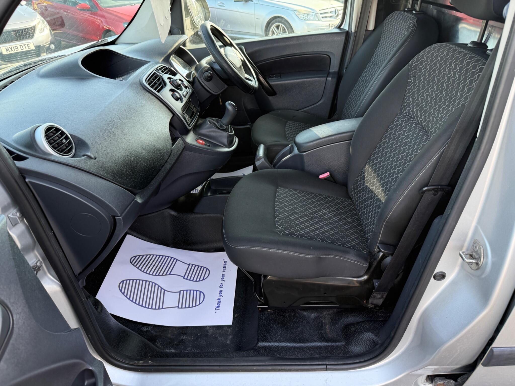 Renault Kangoo - Image 22