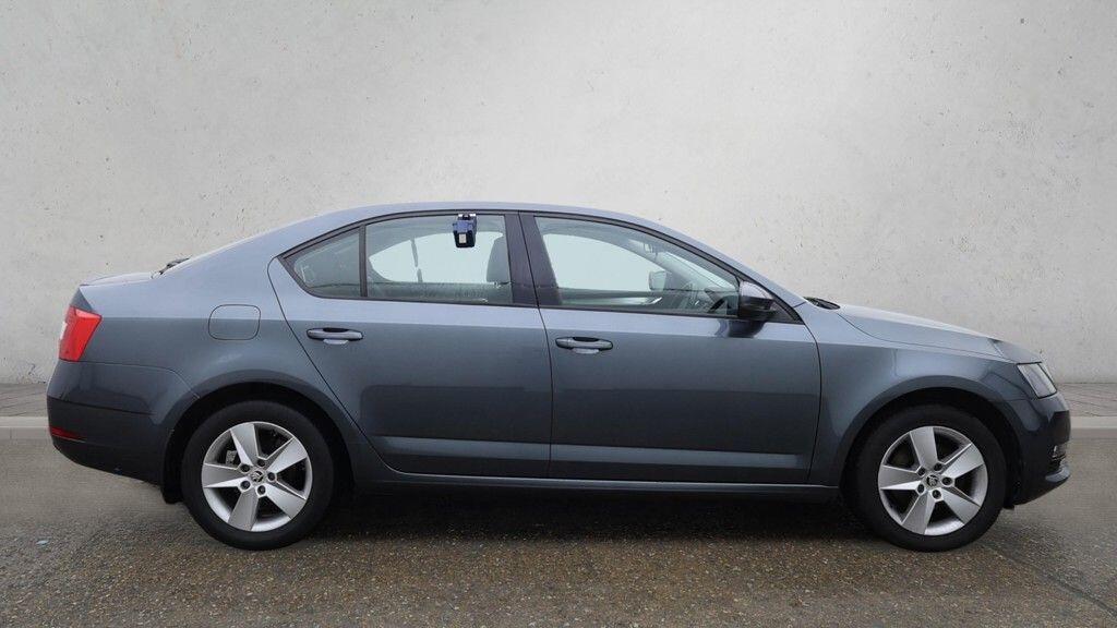 Skoda Octavia - Image 7