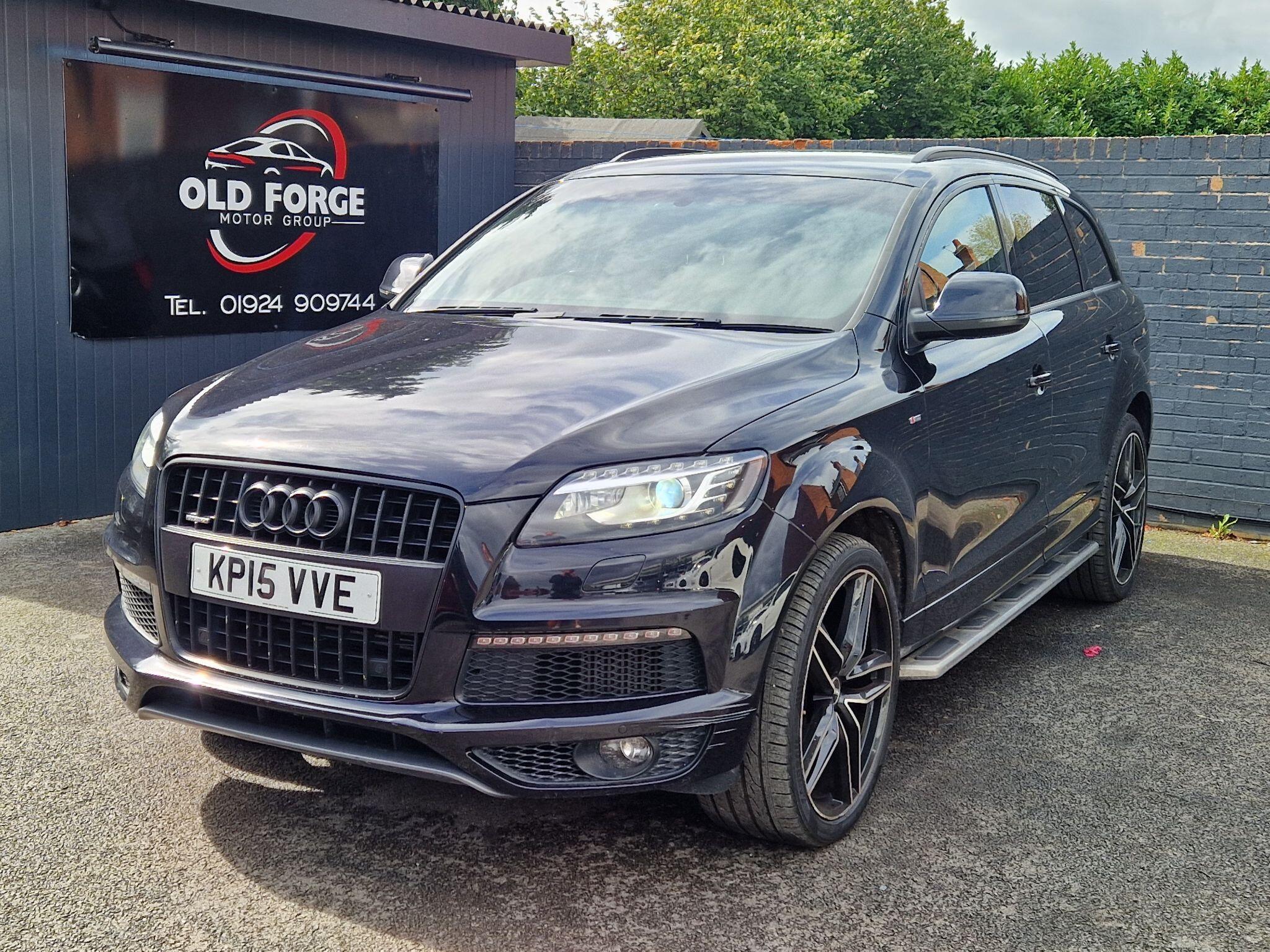 Audi Q7 - Image 11