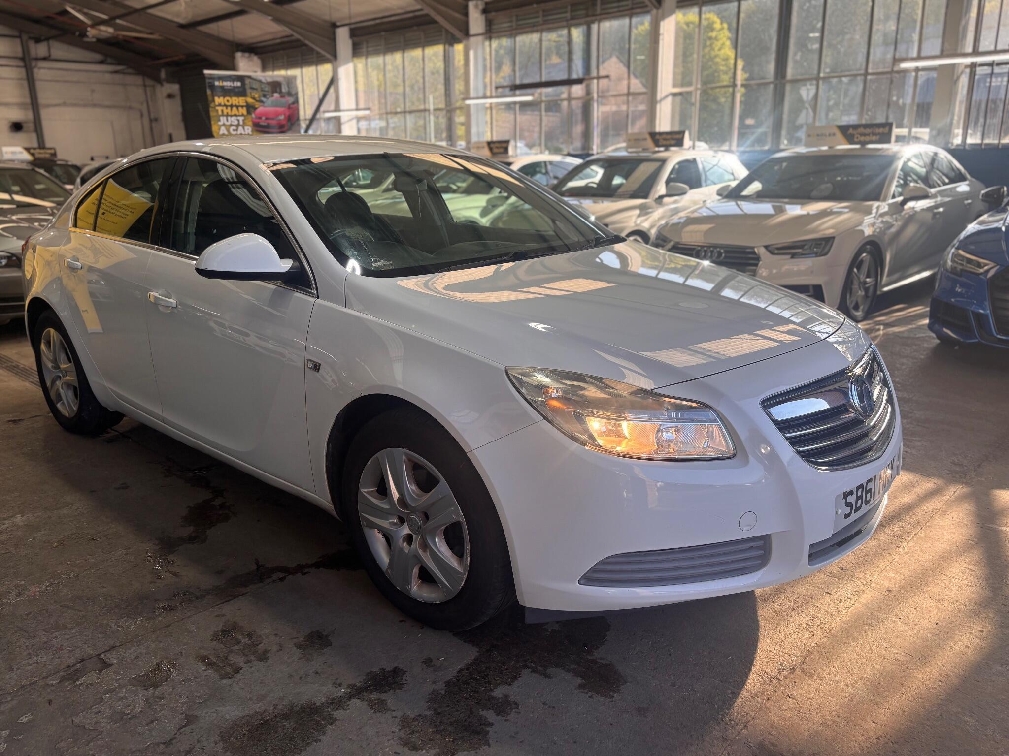 Vauxhall Insignia - Image 2