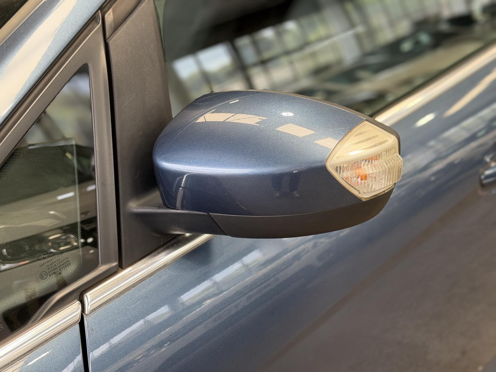 Ford C-MAX - Image 17