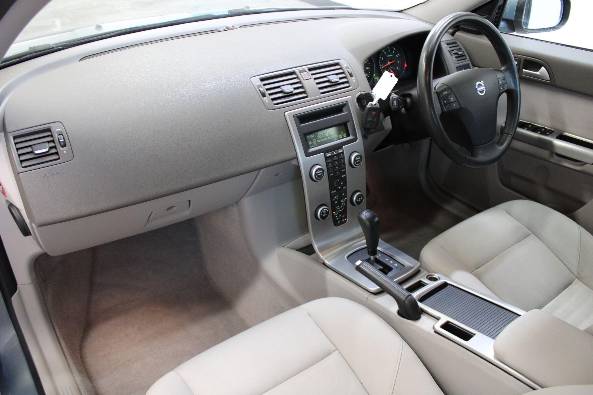 Volvo V50 - Image 29