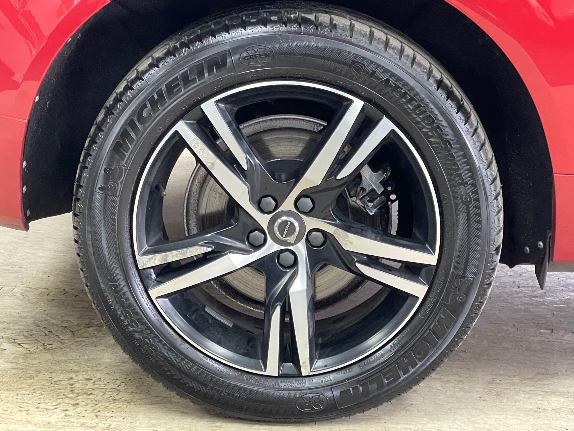 Volvo XC60 - Image 14