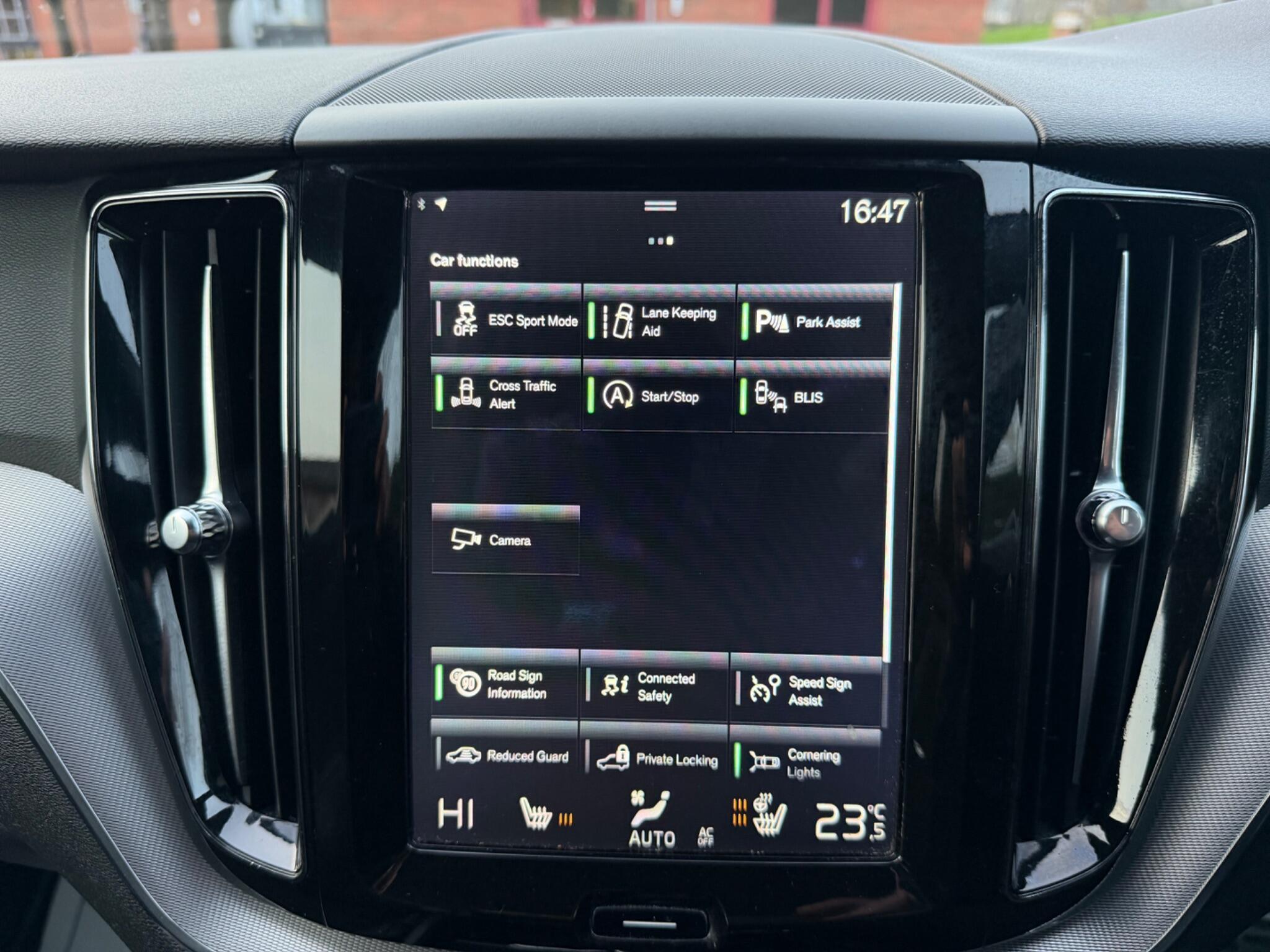 Volvo XC60 - Image 68