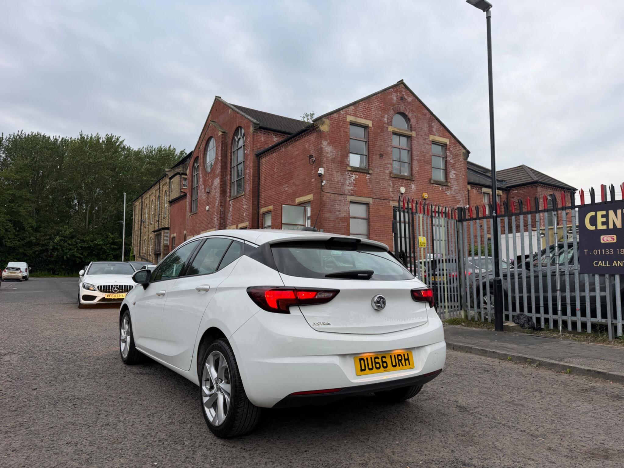 Vauxhall Astra - Image 12