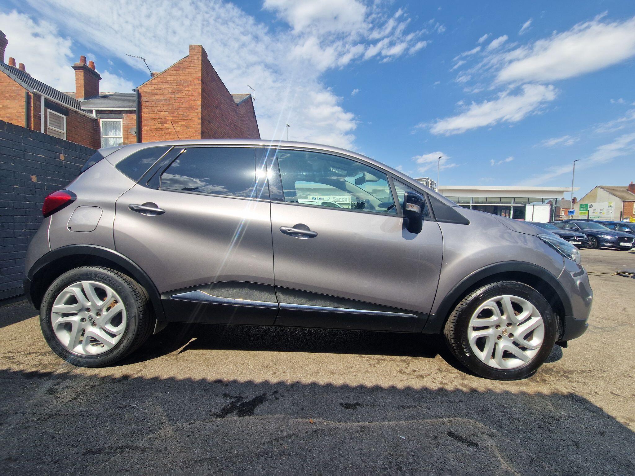 Renault Captur - Image 7