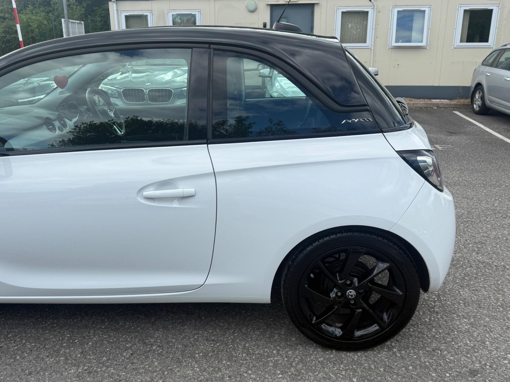 Vauxhall ADAM - Image 11