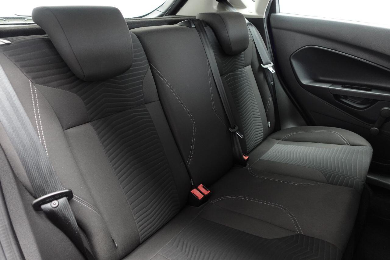 Ford Fiesta - Image 18