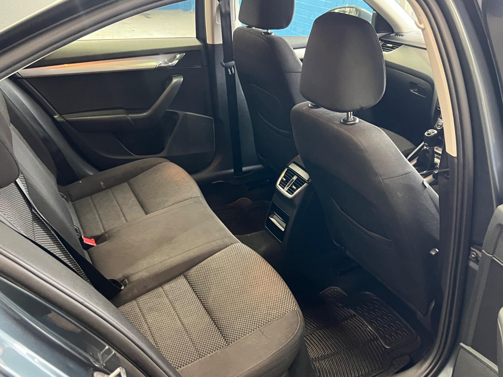 Skoda Octavia - Image 17