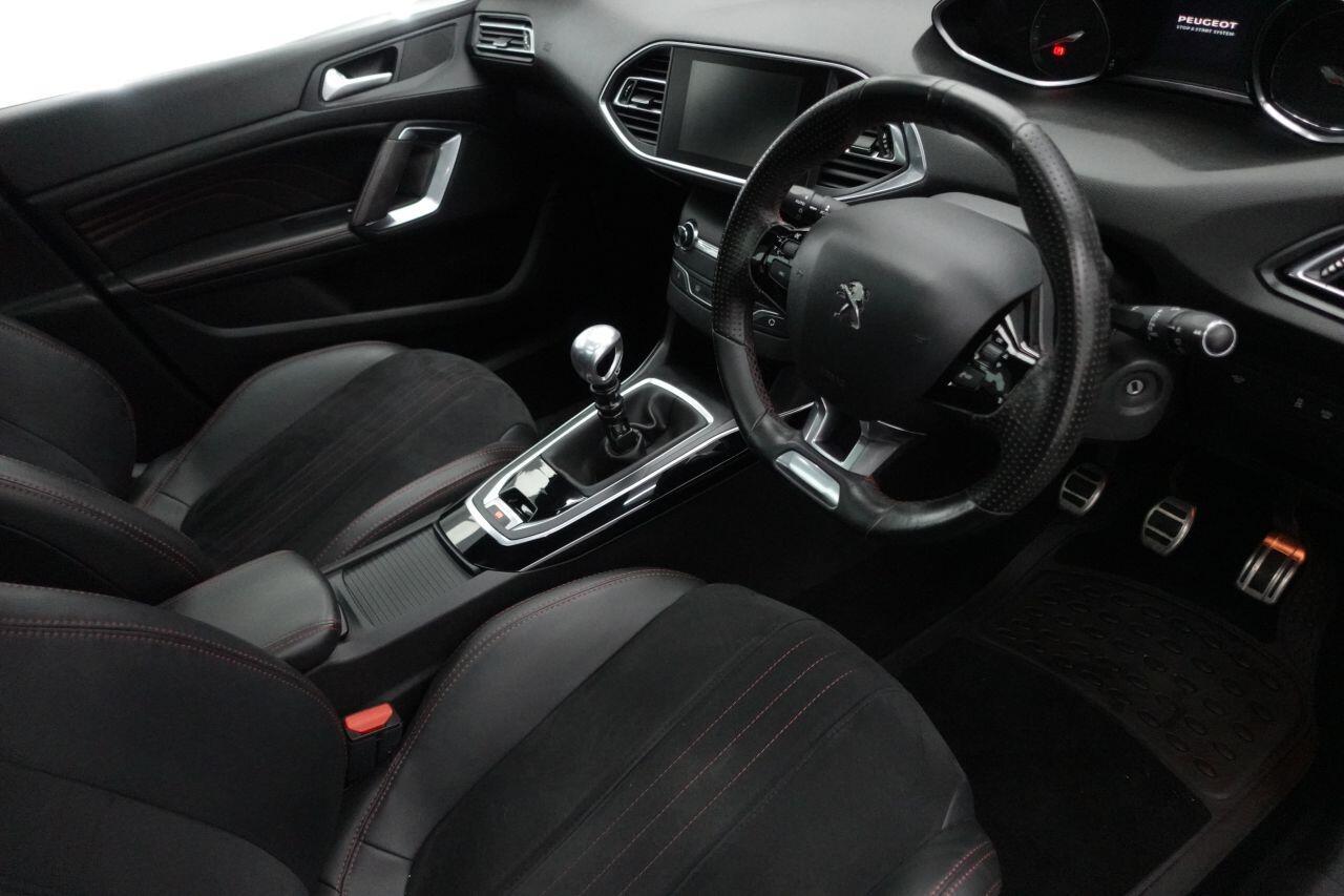 Peugeot 308 - Image 14
