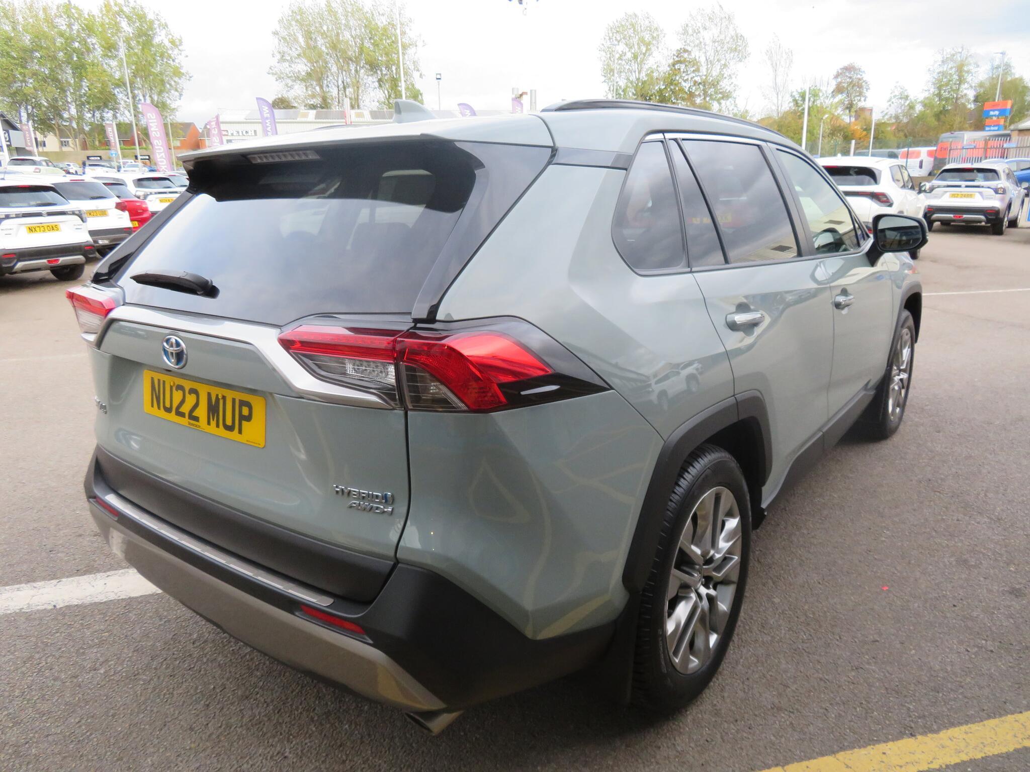 Toyota RAV4 - Image 7