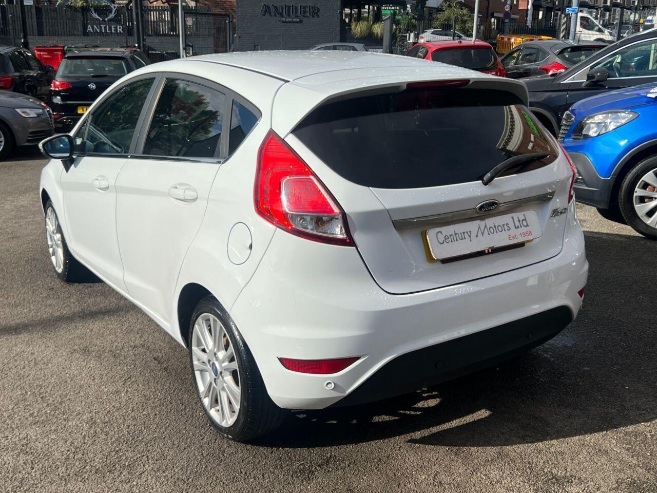 Ford Fiesta - Image 5
