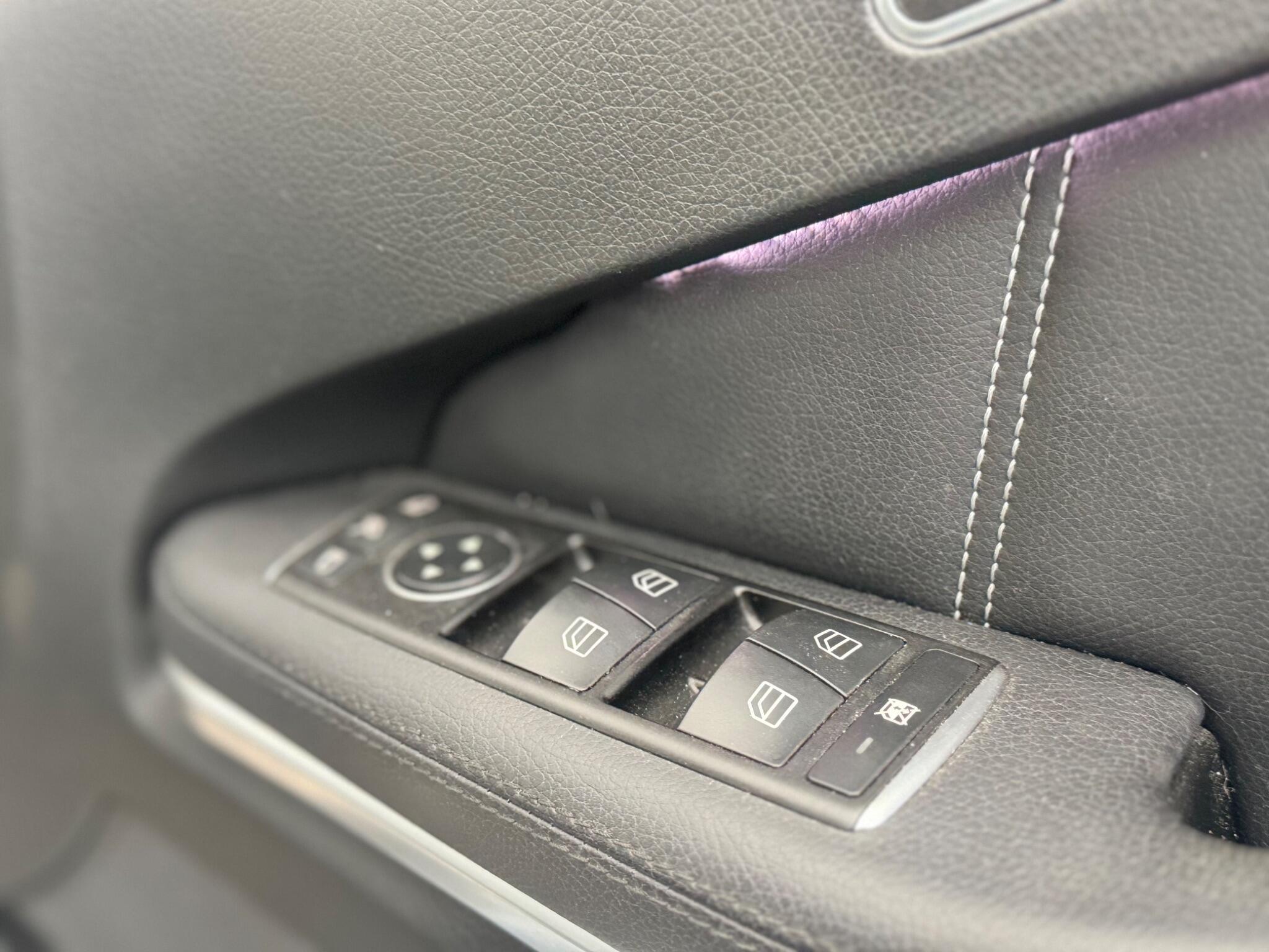 Mercedes E Class - Image 26