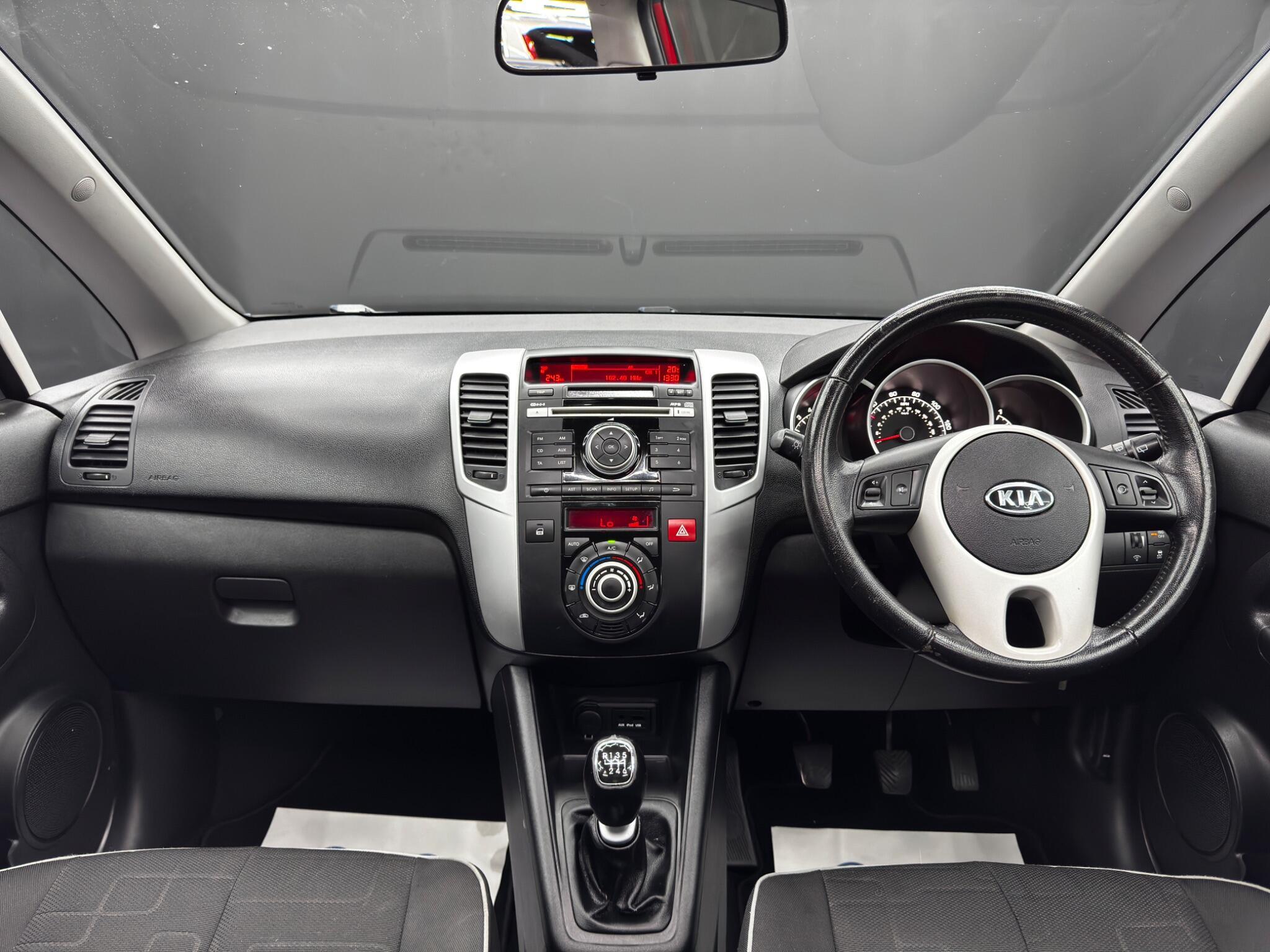 Kia Venga - Image 10