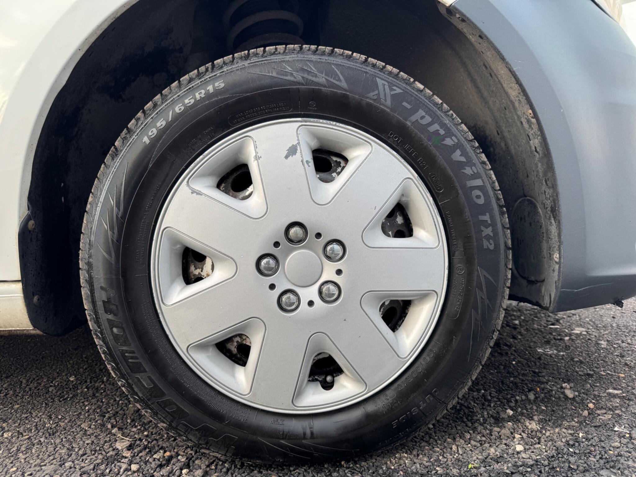 Volkswagen Caddy - Image 23