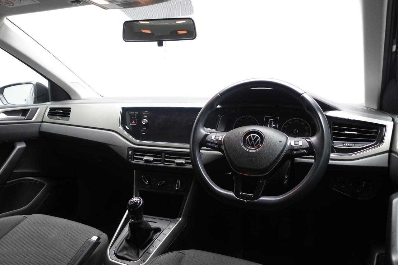 Volkswagen Polo - Image 15