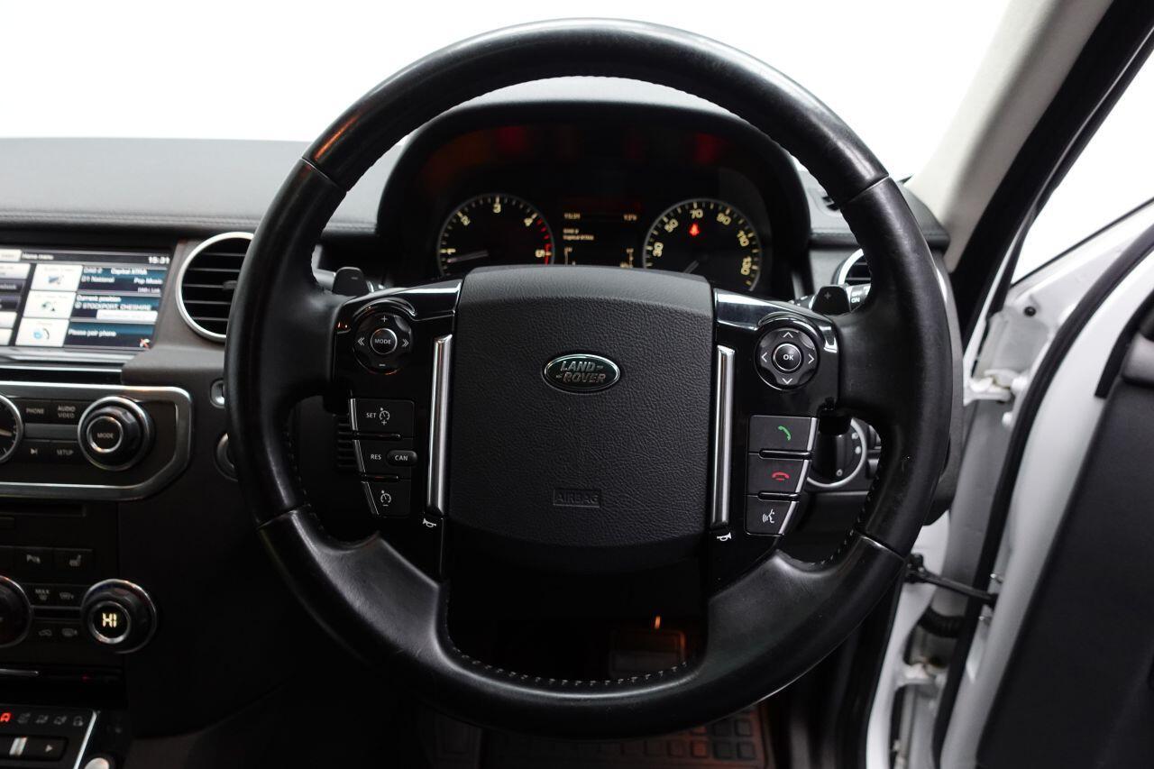 Land Rover DISCOVERY 4 - Image 35