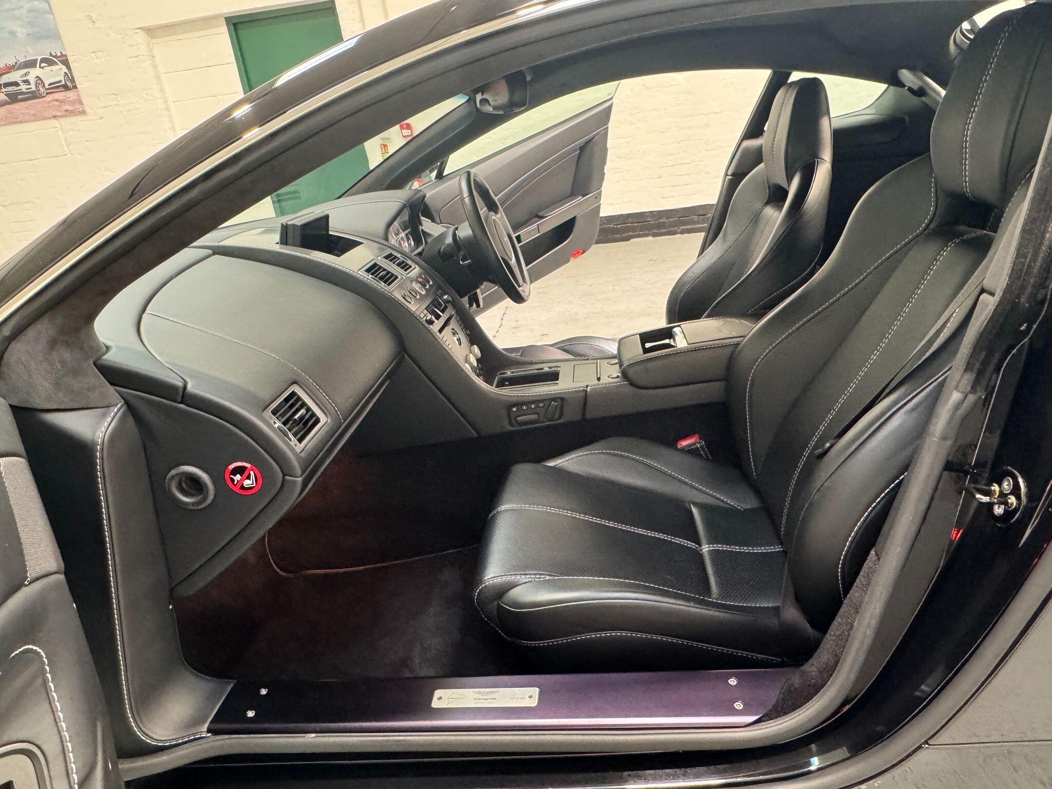 Aston Martin Vantage - Image 77