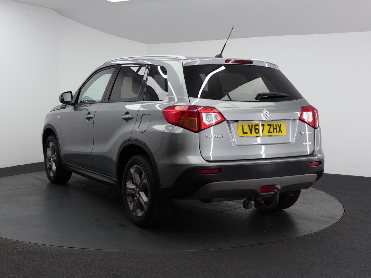 Suzuki Vitara - Image 9