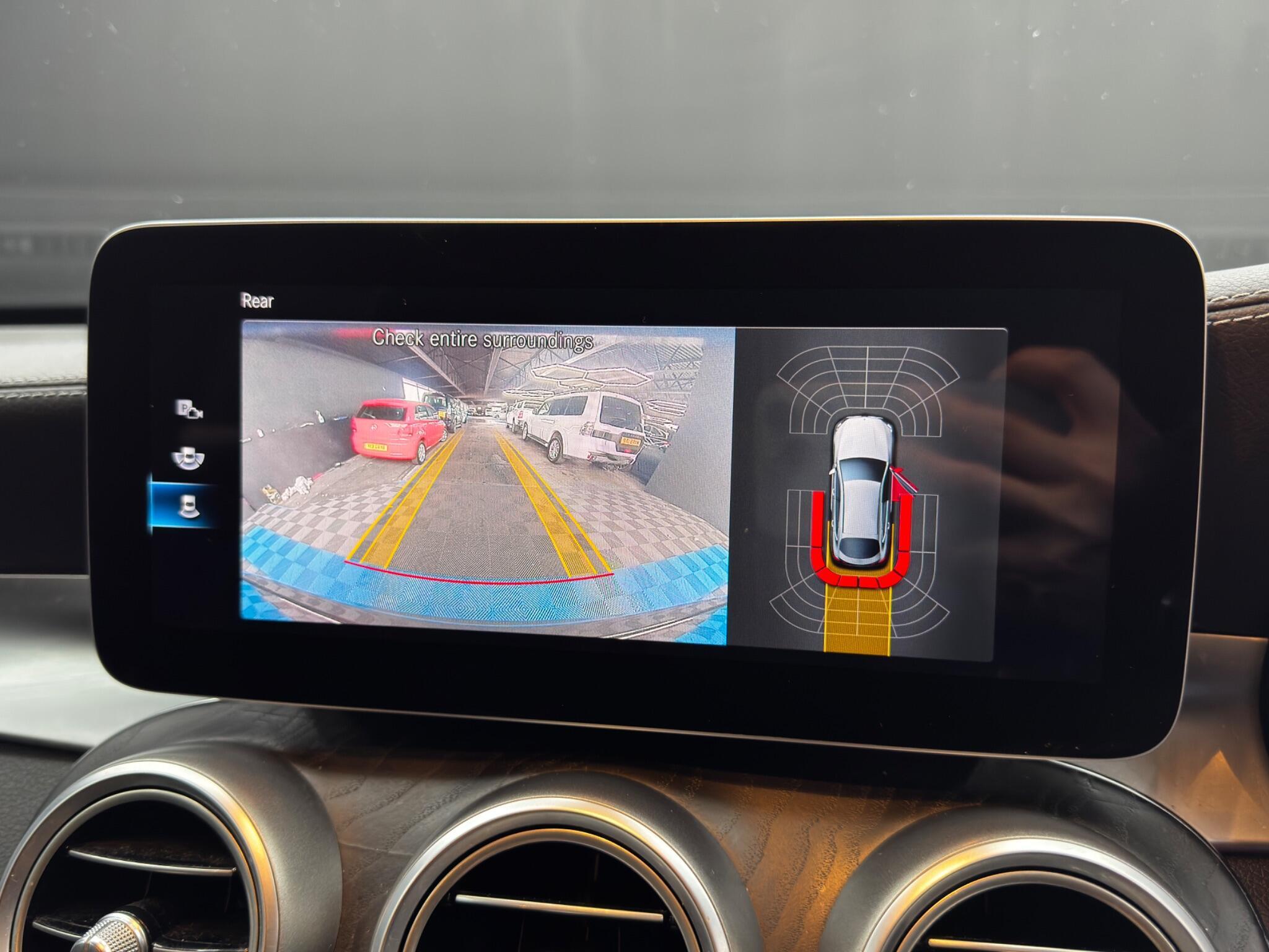 Mercedes GLC - Image 35