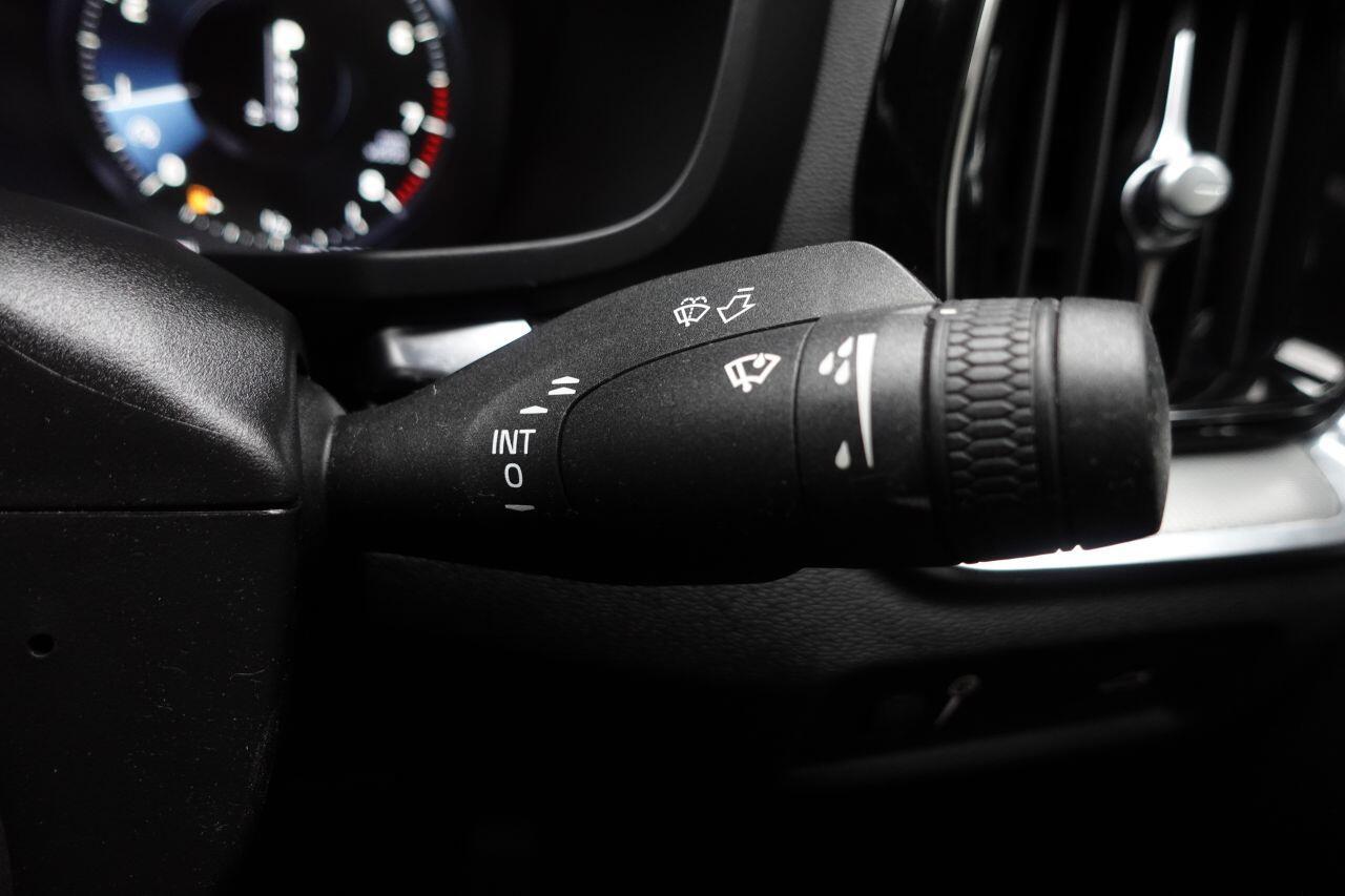 Volvo S60 - Image 50