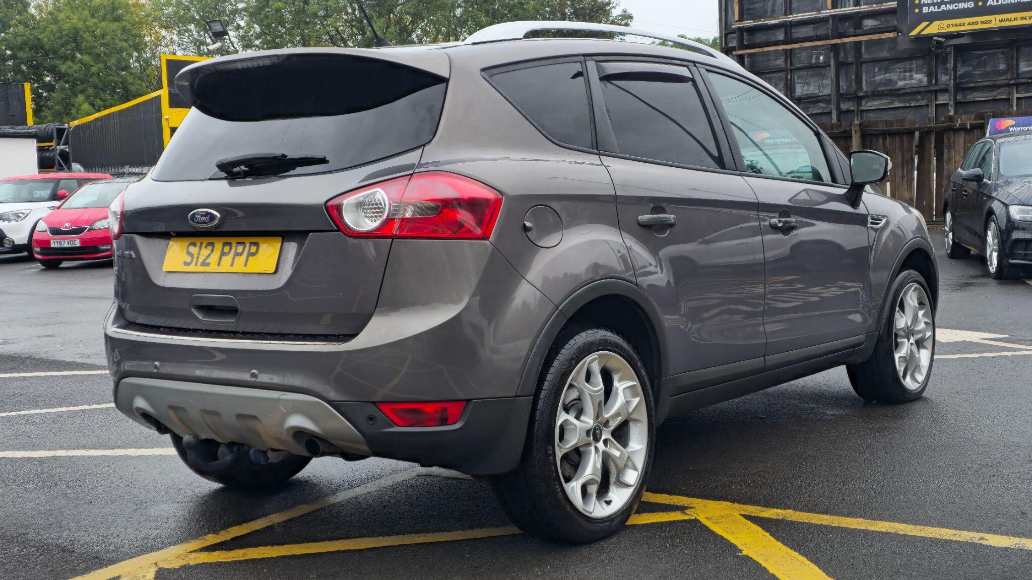 Ford Kuga - Image 8