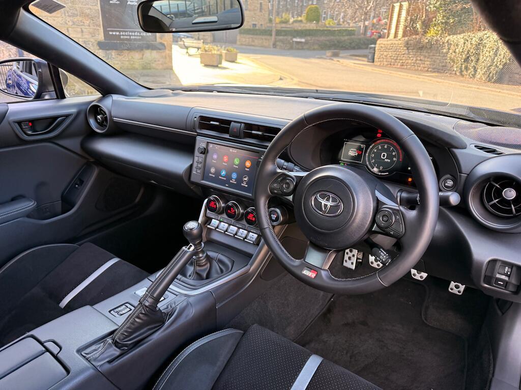 Toyota GR86 - Image 43