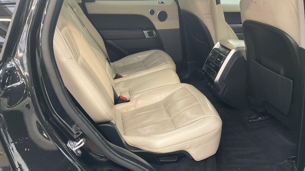 Land Rover RANGE ROVER SPORT - Image 8