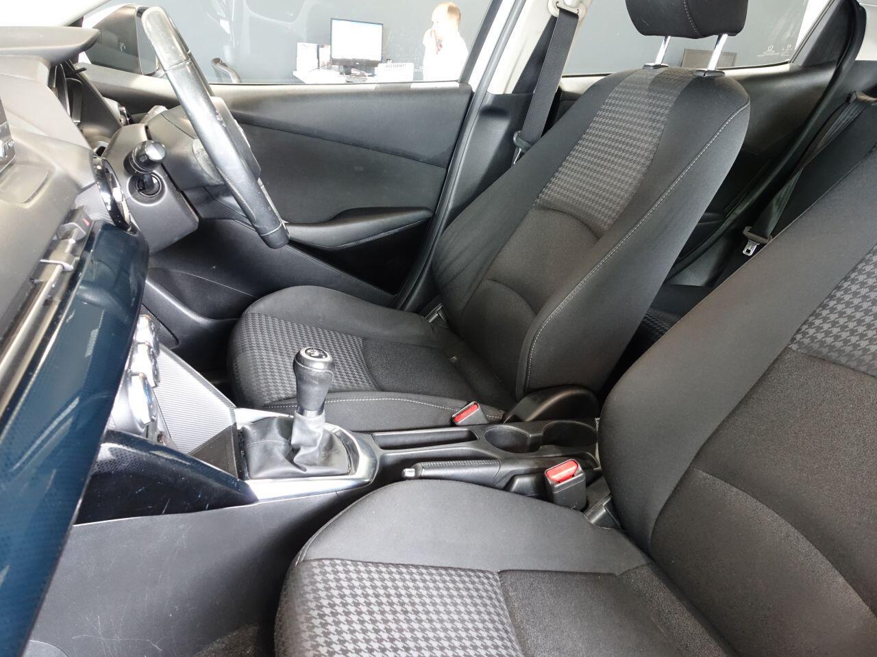 Mazda MAZDA2 - Image 12