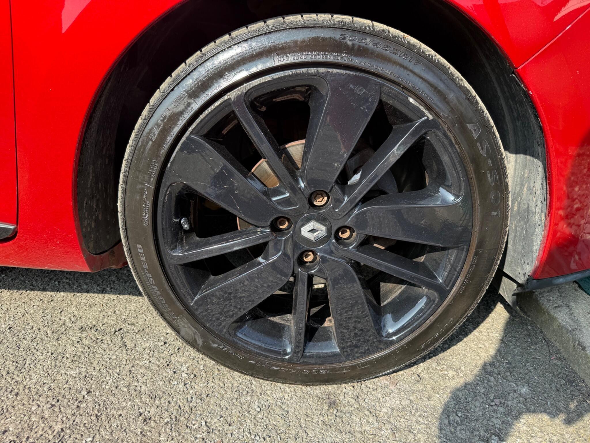 Renault Clio - Image 31