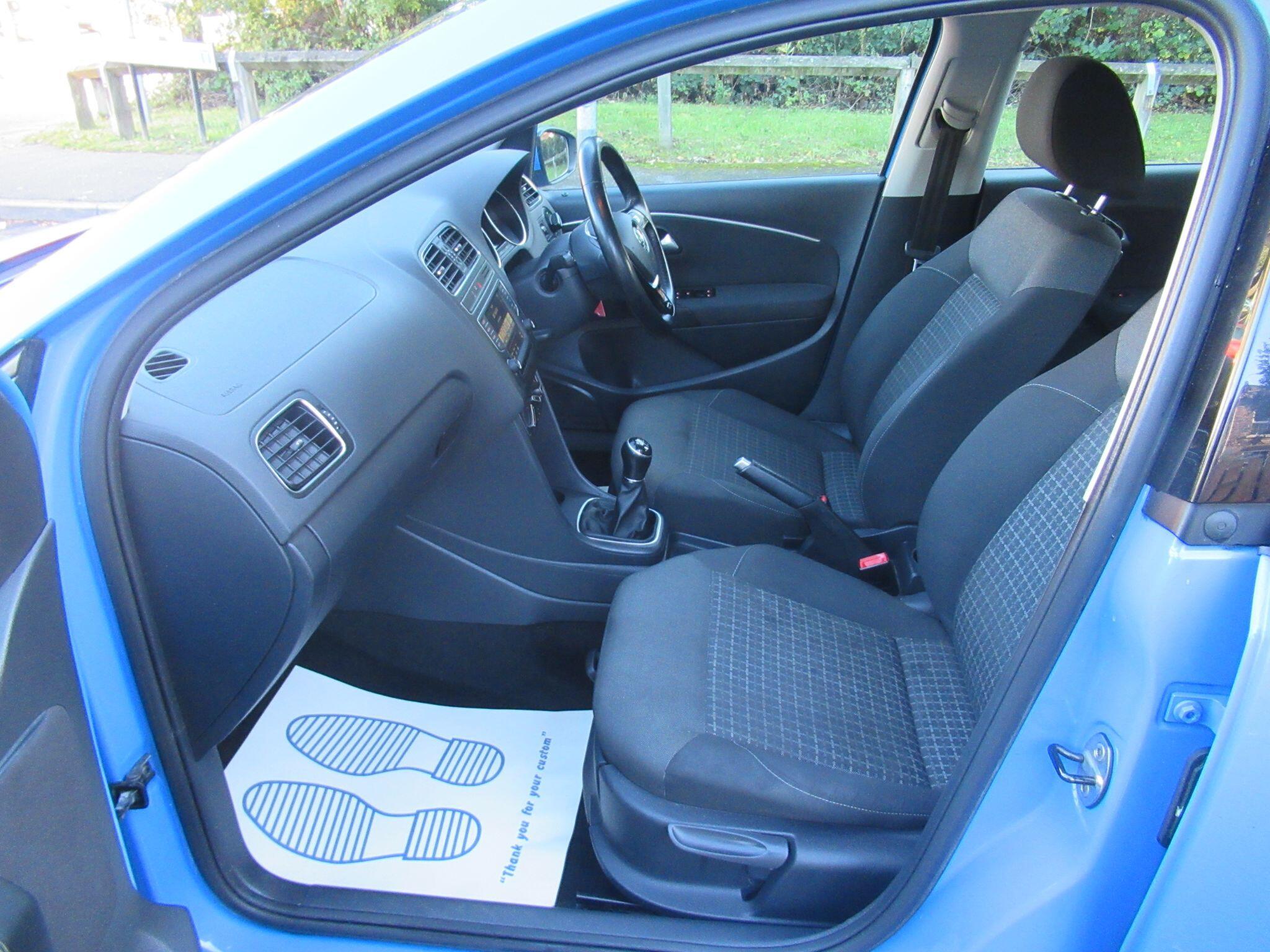 Volkswagen Polo - Image 11
