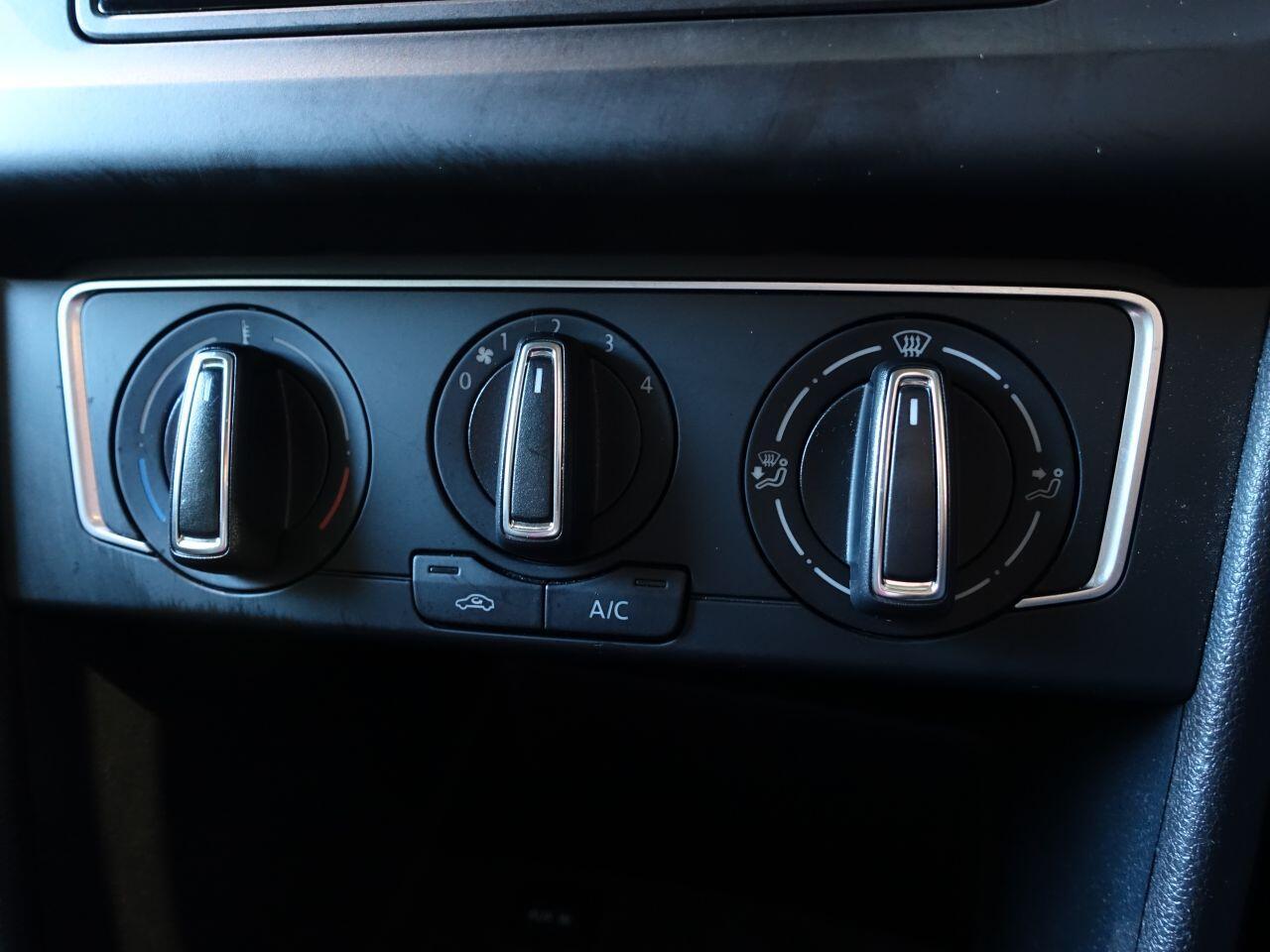 Volkswagen Polo - Image 27