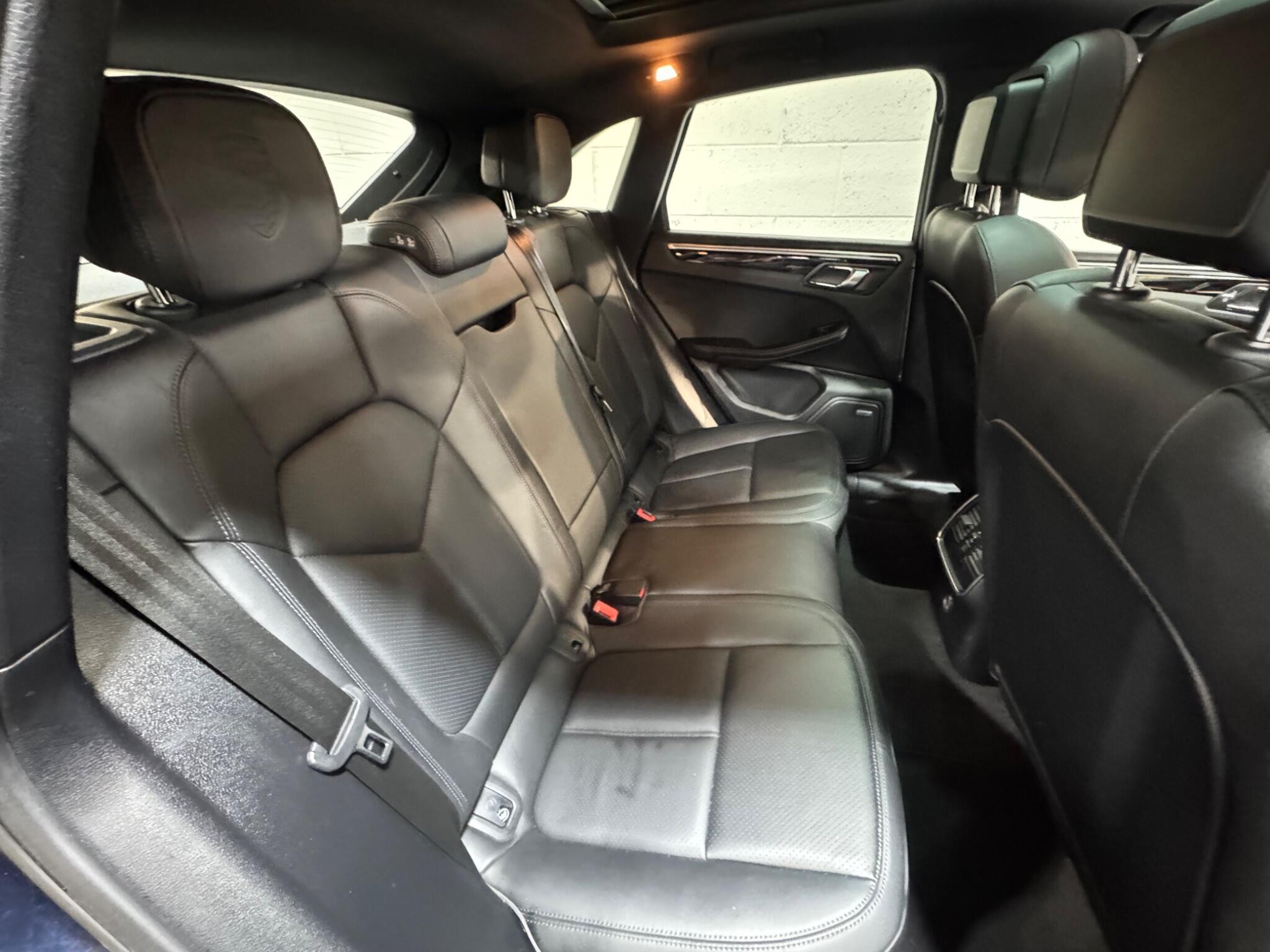 Porsche Macan - Image 13