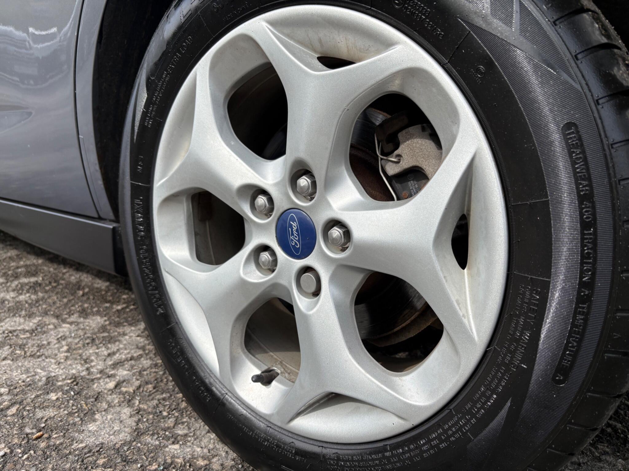 Ford C-MAX - Image 10