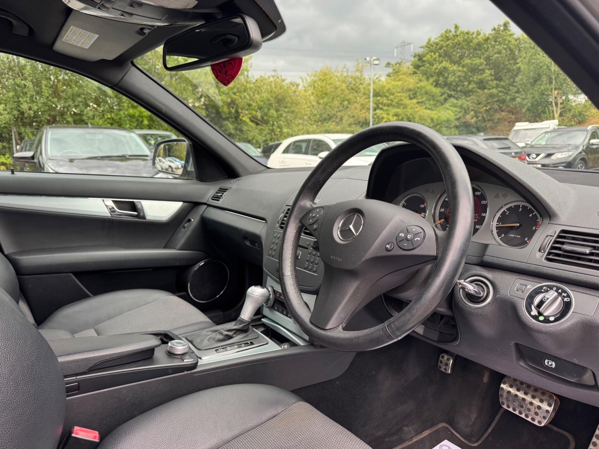 Mercedes C Class - Image 17