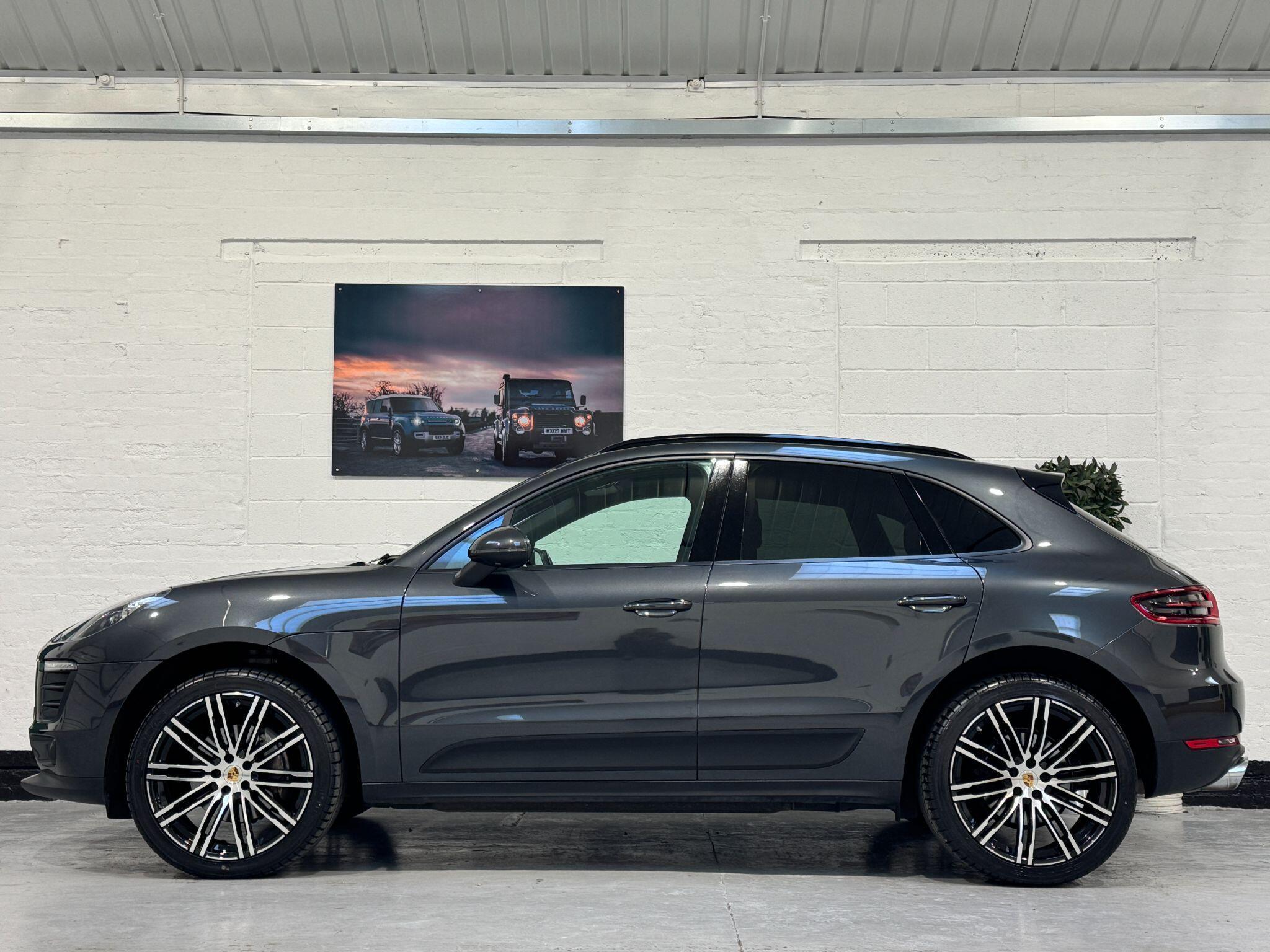 Porsche Macan - Image 10