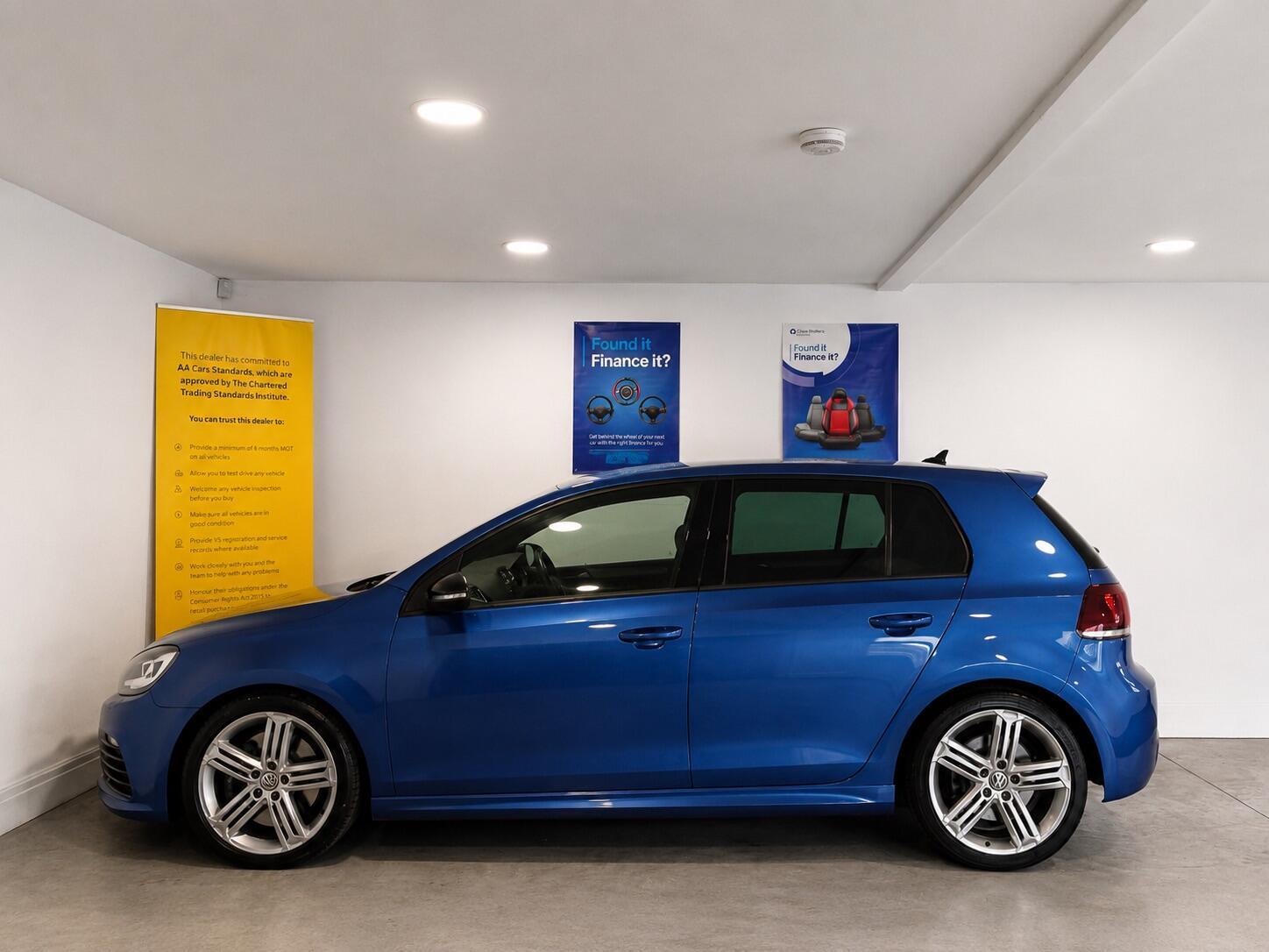 Volkswagen Golf - Image 7