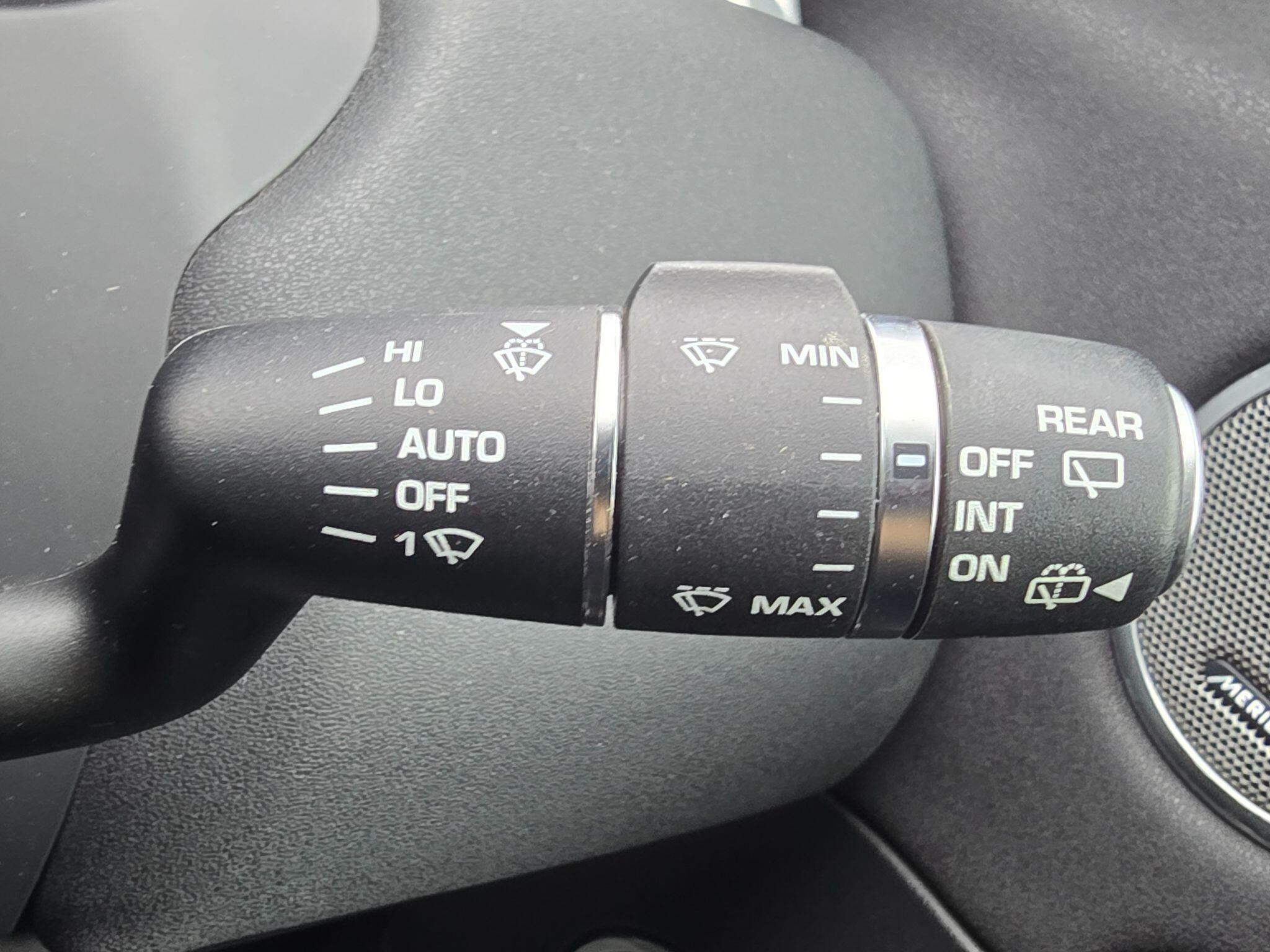 Land Rover Range Rover Evoque - Image 28