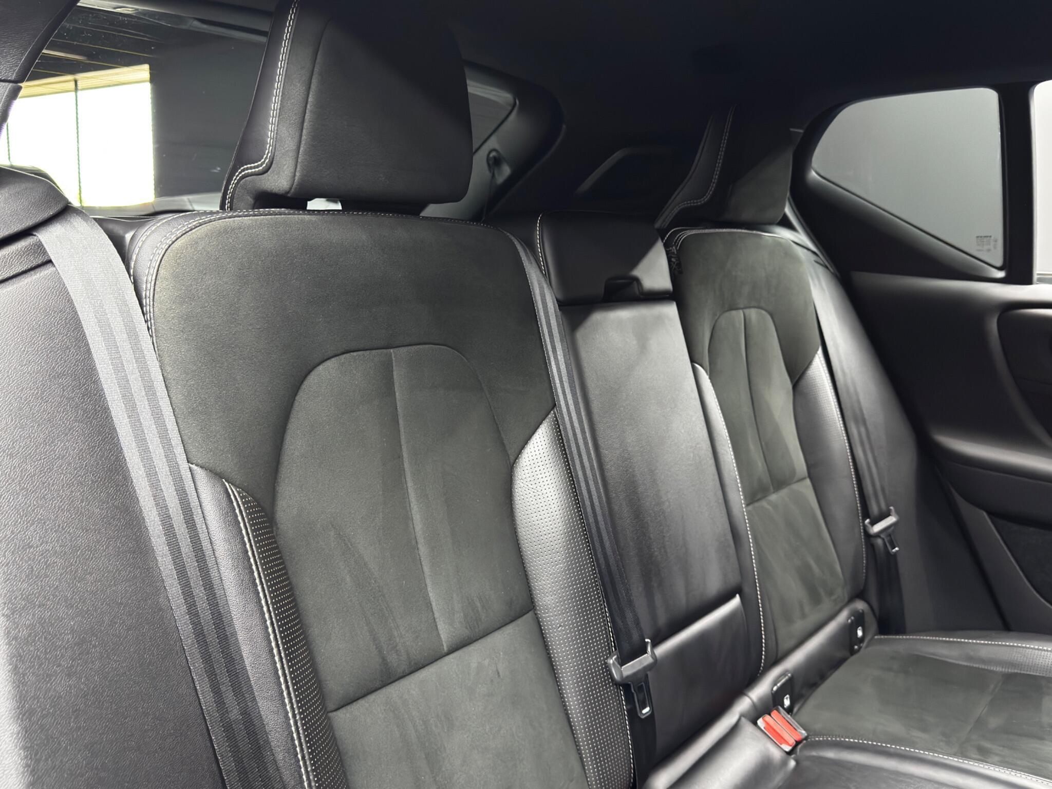 Volvo XC40 - Image 14